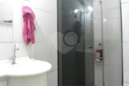 Sobrado à venda com 5 quartos, sendo 2 suítes,  em Vila Cidinha, Mogi das Cruzes, SP