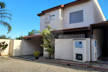 Casa à venda com 3 quartos, sendo 1 suíte,  no condomínio Reserva Balli, Sorocaba - SP
