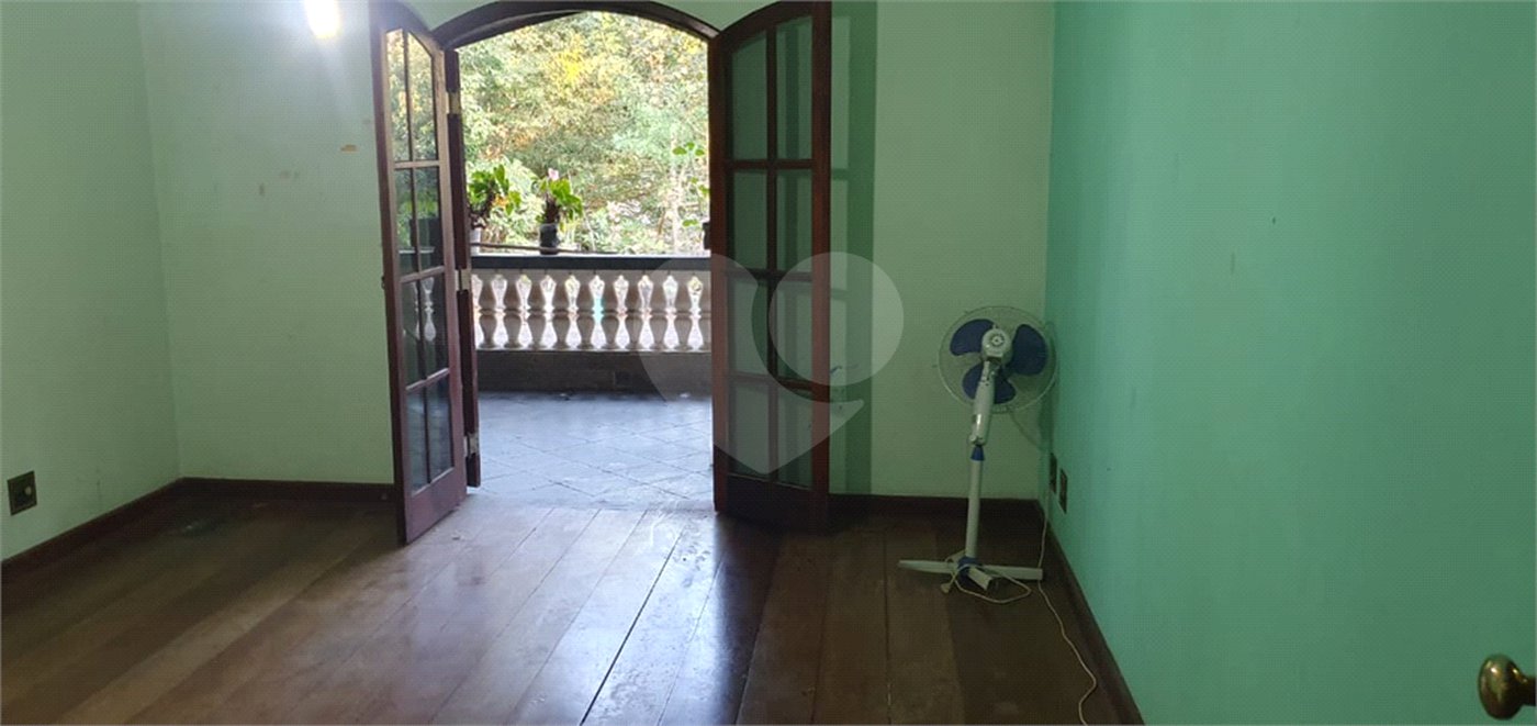 Chácara à venda com 3 quartos, sendo 1 suíte, em Chácaras Copaco, Arujá, SP
