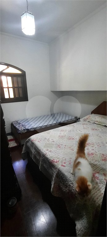 Casa à venda com 4 quartos, sendo 1 suíte, no condomínio Parque Imperial da Cantareira, Mairiporã - SP
