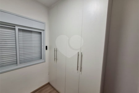 Sobrado à venda com 3 quartos, sendo 1 suíte, em Parque Vitória, São Paulo, SP
