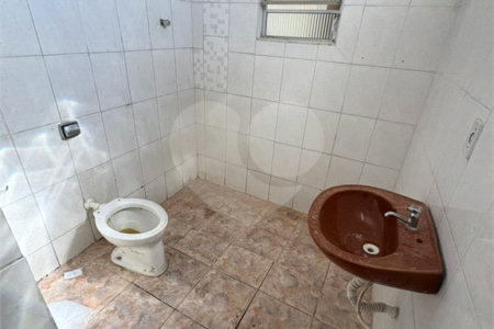 Casa à venda com 4 quartos em Jardim Casa Branca, Suzano, SP