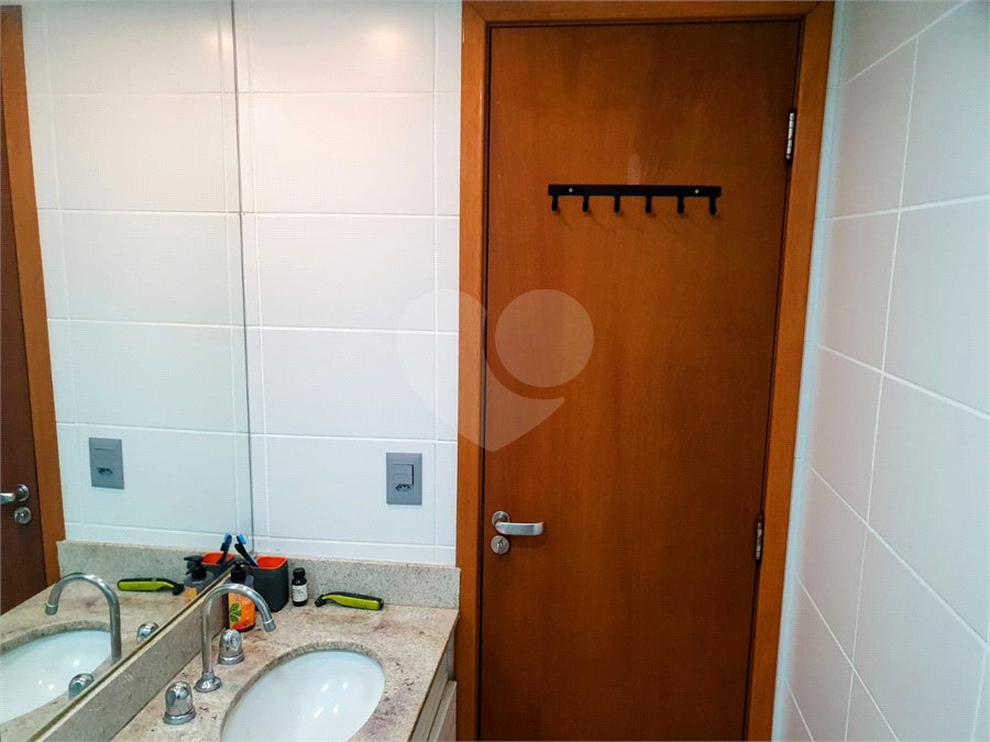 Apartamento à venda com 3 quartos, sendo 1 suíte, em Humaitá, Rio de Janeiro, RJ