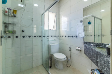 Sobrado à venda com 3 quartos, sendo 1 suíte, em Cambuci, São Paulo, SP