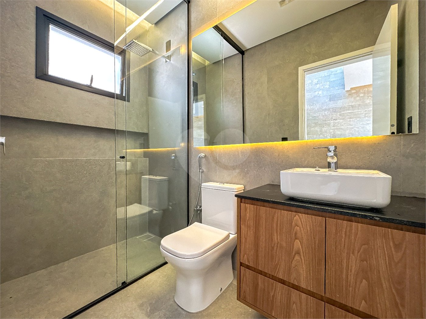 Casa à venda com 3 suítes no condomínio Jardim Vila Paradiso, Indaiatuba - SP