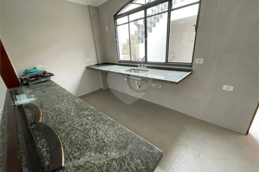 Sobrado à venda com 3 quartos, sendo 2 suítes, em Vila Palmeiras, São Paulo, SP