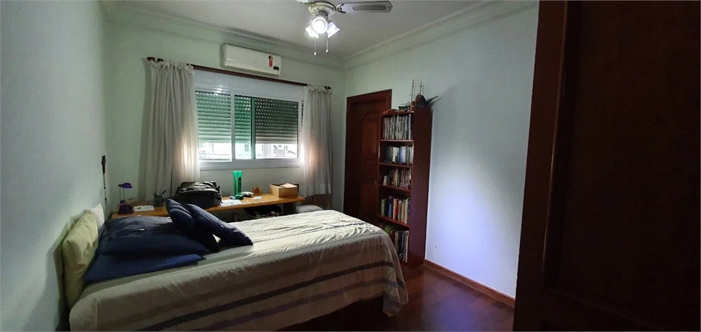 Casa à venda com 4 suítes em Vila Cordeiro, São Paulo, SP