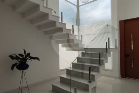 Casa à venda com 3 suítes no condomínio Bella Cittá - Villaggio II, Mogi das Cruzes - SP
