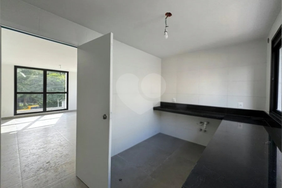 Casa à venda com 3 quartos, sendo 1 suíte, no condomínio : Cube XL Vila Madalena, São Paulo - SP