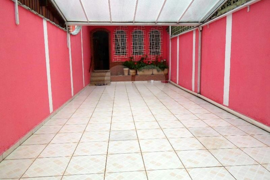 Sobrado à venda com 3 suítes em Vila Galvão, Guarulhos, SP