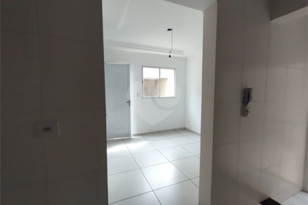 Casa para alugar com 2 suítes no condomínio Residencial Atucuri, São Paulo - SP