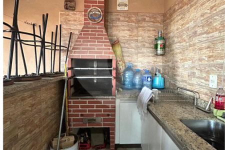 Sobrado à venda com 3 quartos, sendo 1 suíte,  em Jardim Regina, Indaiatuba, SP