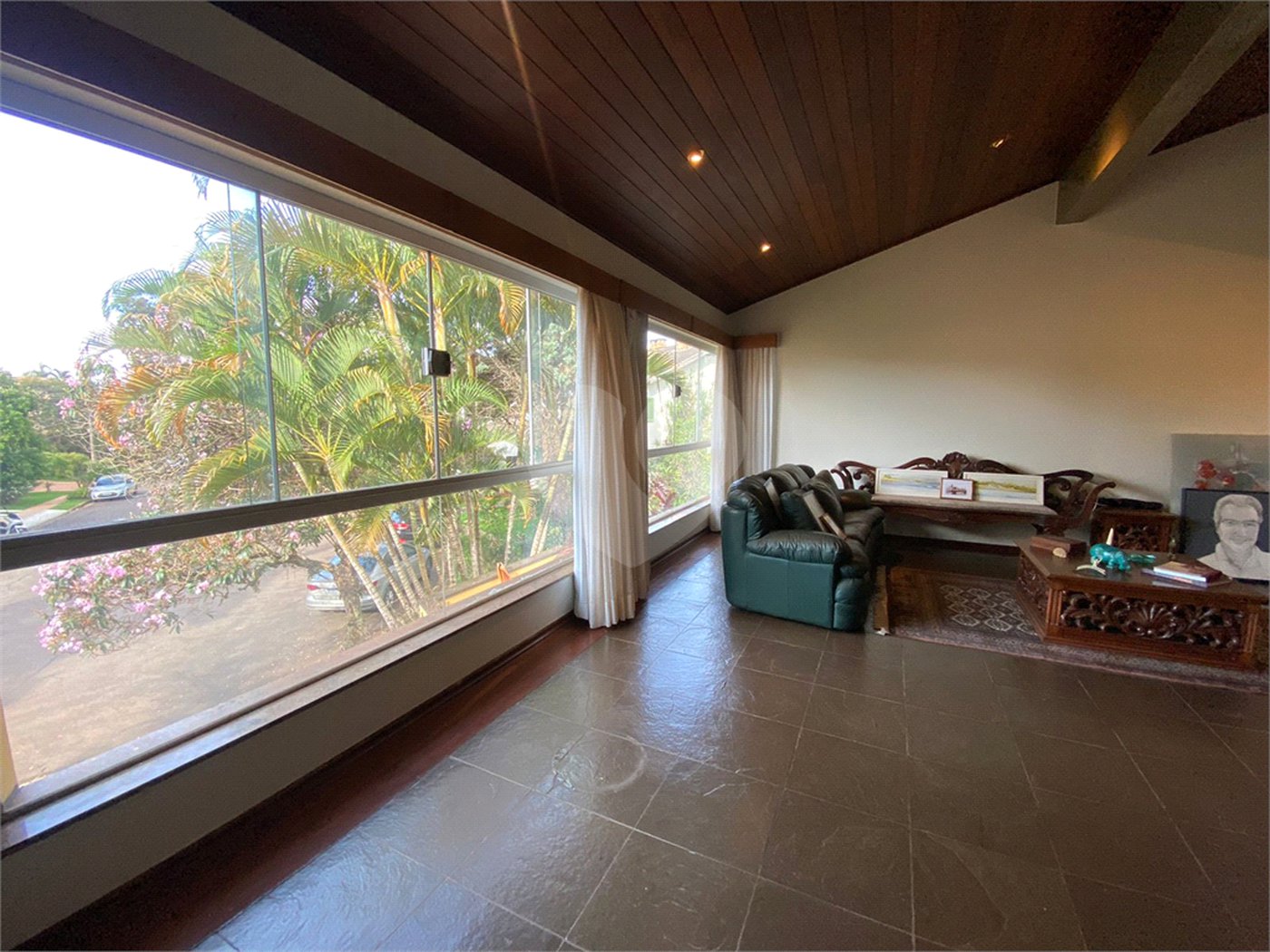 Casa térrea no Condomínio Parque Faber I