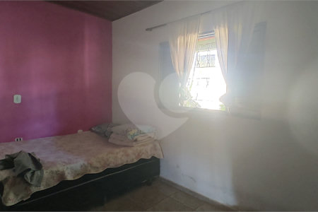Chácara à venda com 3 quartos, sendo 1 suíte, no Centro, Nazaré Paulista, SP