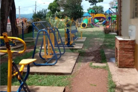 Terreno à venda no Centro, Piracaia, SP