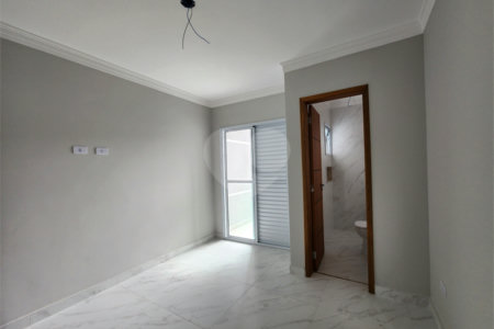 Sobrado à venda com 3 suítes em Vila Mazzei, São Paulo, SP