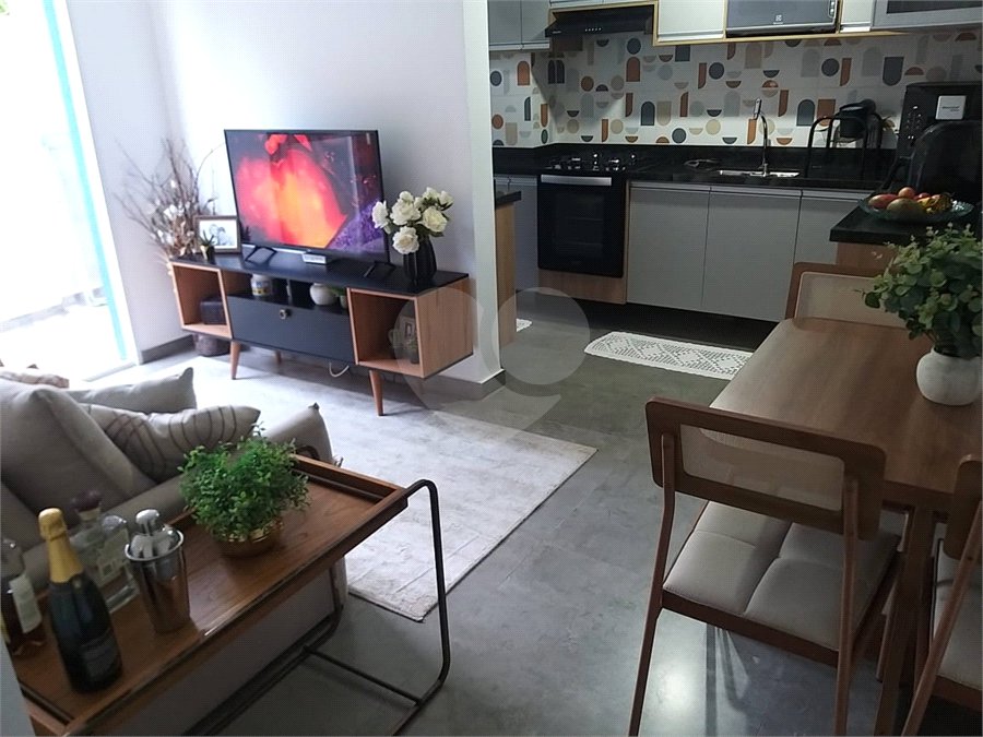 Apartamento à venda com 2 quartos em Jardim Barro Branco, Cotia, SP