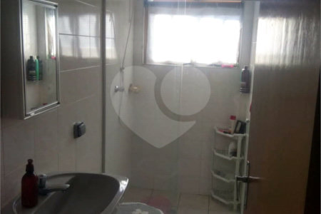 Sobrado à venda com 4 quartos, sendo 1 suíte,  em Jardim Pacaembu, Jundiaí, SP