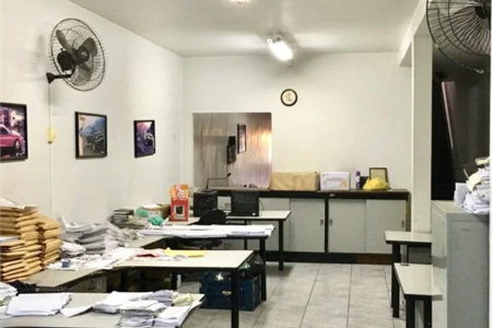 Prédio Comercial na Rua Domingos de Morais-multicomércio - proximo ao largo Ana Rosa.
