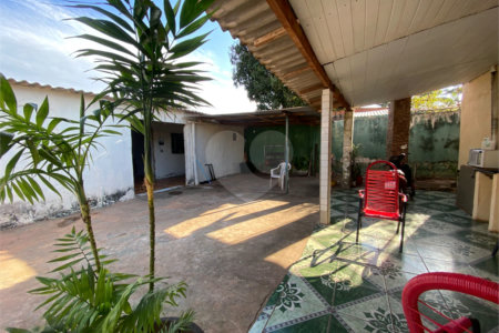 Casa à venda com 3 quartos em Vila Áurea, Ponta Porã, MS