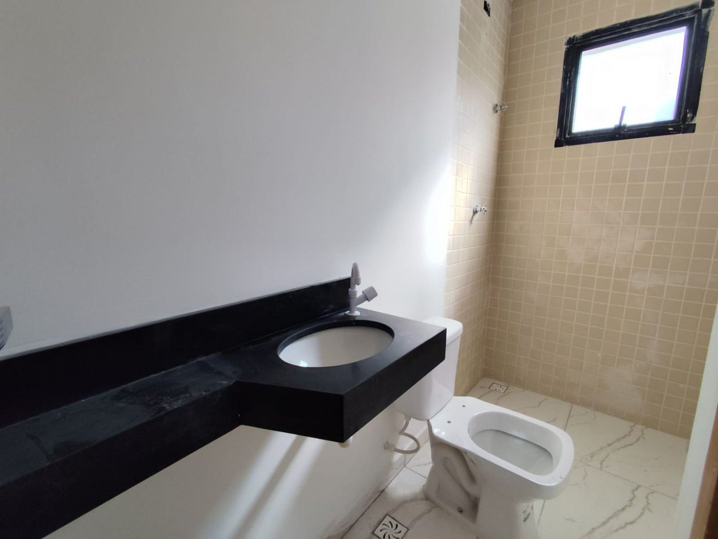 Casa com 2 dormitórios à venda, 100 m² por R$ 560.000,00 - Marapé - Santos/SP