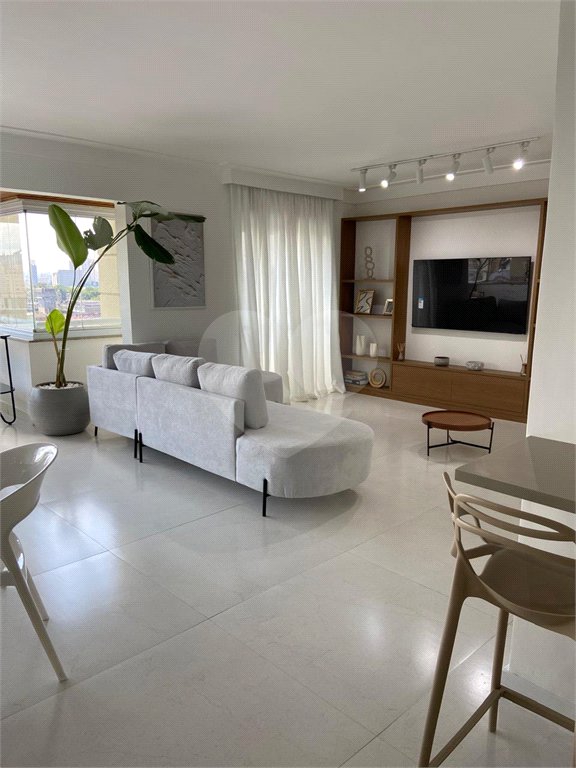 Apartamento à venda com 3 suítes no Centro, Santo André, SP