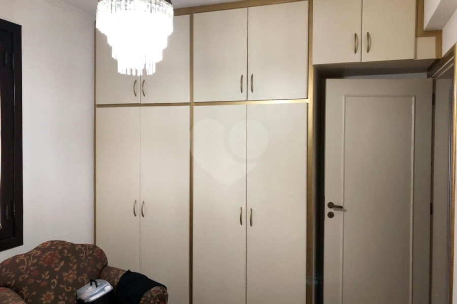 Sobrado à venda com 5 quartos, sendo 3 suítes, em Tremembé, São Paulo, SP