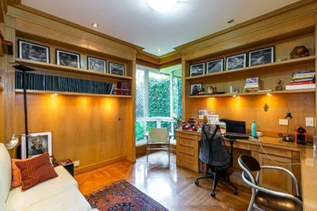 Casa à venda com 4 suítes em Jardim Guedala, São Paulo, SP