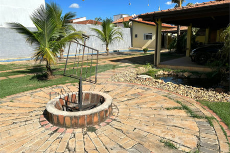 Chácara à venda com 4 quartos em Nova Veneza, Paulínia, SP