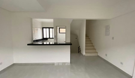 Casa com 2 dormitórios à venda, 95 m² por R$ 585.000,00 - Macuco - Santos/SP