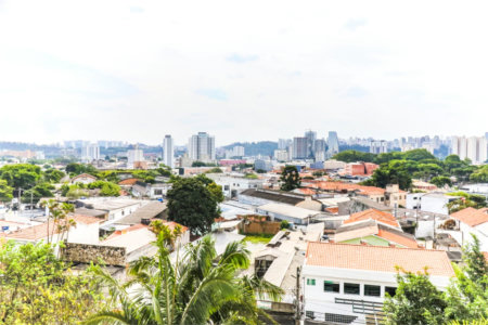 Apartamento à venda com 3 quartos, sendo 1 suíte, em Santo Amaro, São Paulo, SP