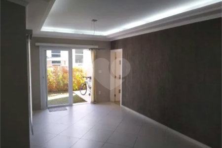 Casa à venda com 3 quartos, sendo 1 suíte, no condomínio Palmeiras Imperiais, Salto - SP