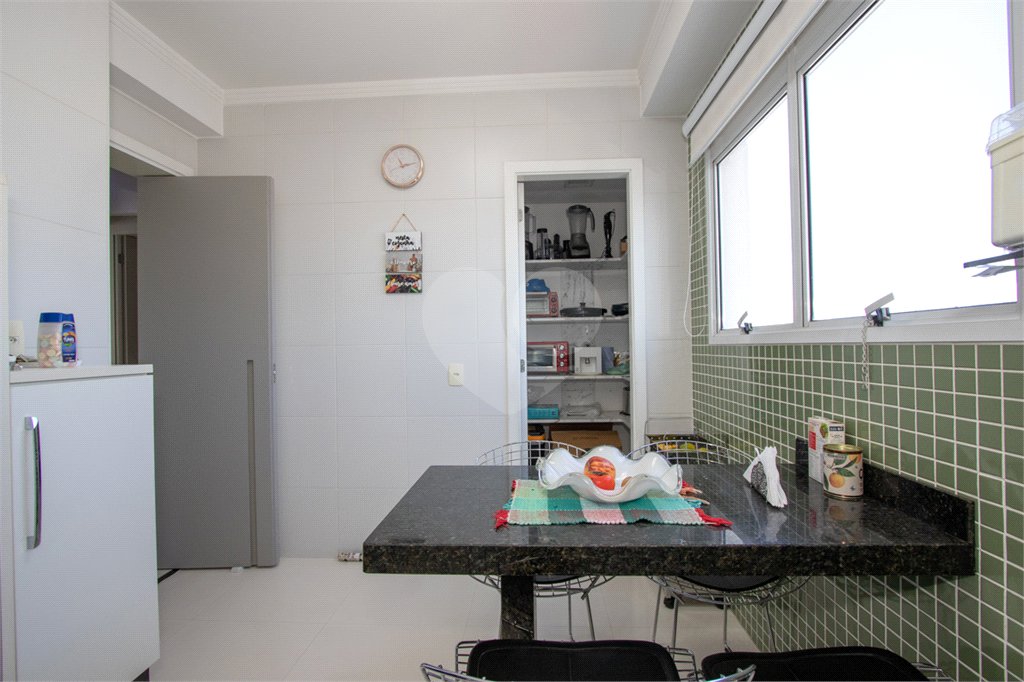Apartamento à venda com 4 quartos, sendo 3 suítes,  em Vila Romana, São Paulo, SP