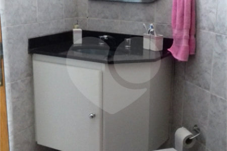 Casa à venda com 3 quartos, sendo 1 suíte, em Jardim Universo, Mogi das Cruzes, SP