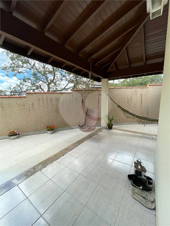 Casa à venda com 3 quartos, sendo 2 suítes,  em Jardim do Lago, Bragança Paulista, SP