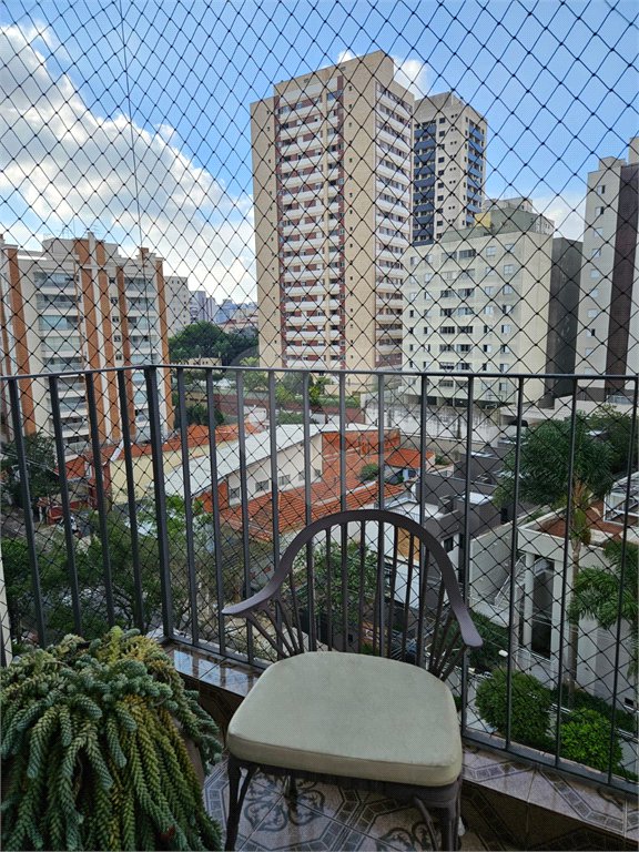 Casa à venda com 3 quartos, sendo 1 suíte, no condomínio Jconde de Irajá, São Paulo - SP