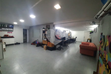 Casa Térrea à venda com 3 quartos, sendo 1 suíte, no Centro, Vinhedo, SP