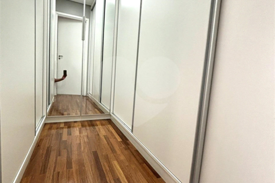 Apartamento à venda com 4 quartos, sendo 3 suítes, em Santana, São Paulo, SP