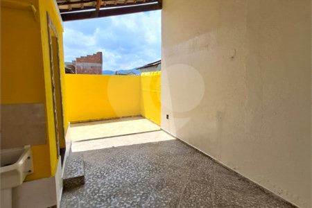 Casa Térrea à venda com 2 quartos em Campo Grande, Rio de Janeiro, RJ