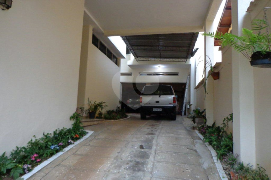 Casa à venda com 4 quartos, sendo 2 suítes,  em Butantã, São Paulo, SP