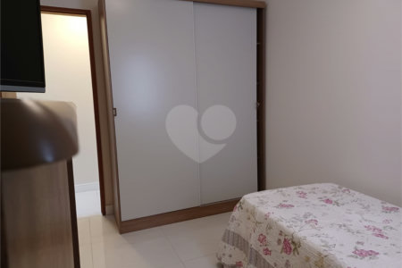 Apartamento à venda com 2 quartos em Vila Erna, São Paulo, SP