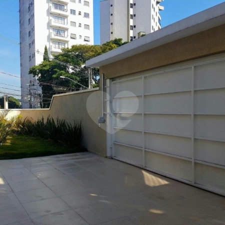 Sobrado à venda com 3 quartos, sendo 1 suíte,  em Jardim Prudência, São Paulo, SP