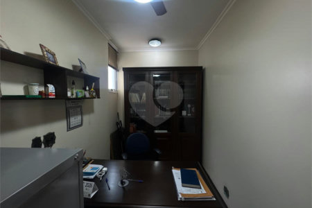Apartamento à venda com 3 quartos, sendo 1 suíte, no Centro, Ribeirão Preto, SP