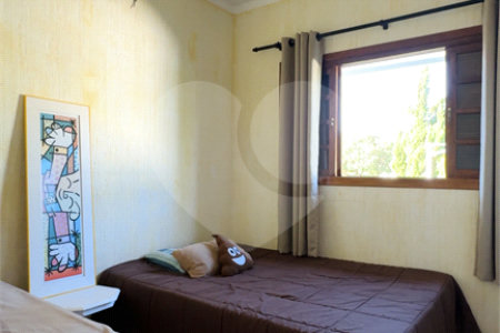 Chácara à venda com 4 quartos, sendo 1 suíte,  em Campos de Atibaia, Atibaia, SP