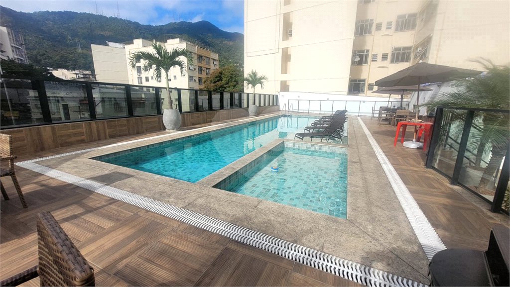 Cobertura à venda com 3 quartos, sendo 1 suíte,  em Tijuca, Rio de Janeiro, RJ