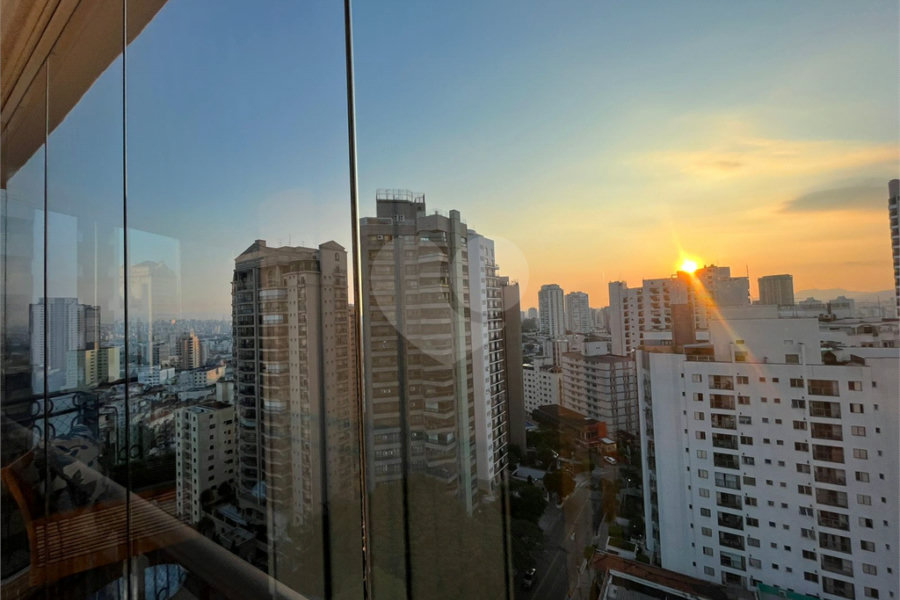 Apartamento à venda com 4 suítes em Santana, São Paulo, SP