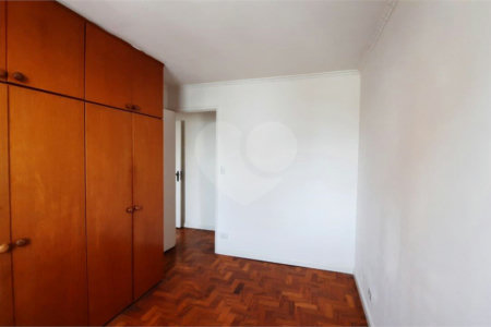 Apartamento à venda com 3 quartos, sendo 1 suíte, em Santa Cecília, São Paulo, SP