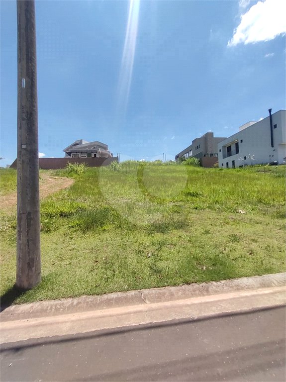 Terreno à venda no condomínio Residencial Campo de Toscana, Vinhedo - SP