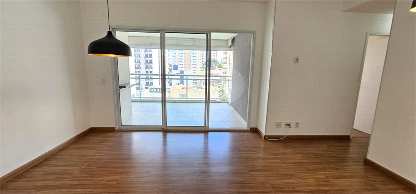 Apartamento à venda com 3 quartos, sendo 1 suíte, em Água Branca, São Paulo, SP
