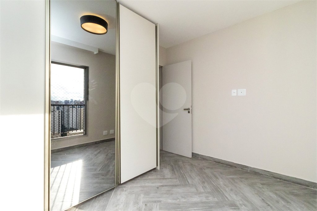 Apartamento à venda com 3 quartos, sendo 1 suíte,  em Indianópolis, São Paulo, SP